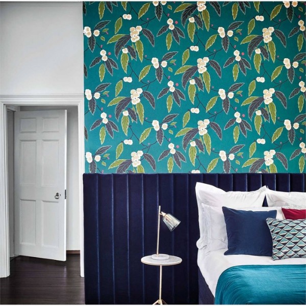 Wallpaper Coppice 112133 Navy Lagoon Gold - Harlequin