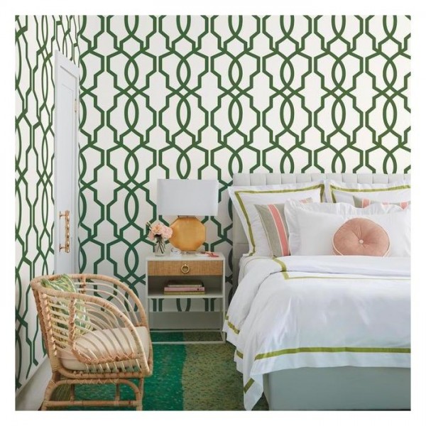 Wallpaper Hourglass Trellis Sure Strip GM7516 - YORKS