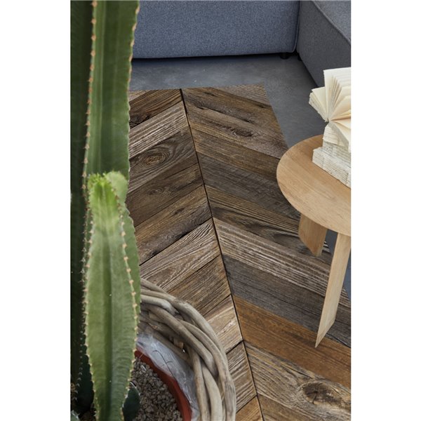 Parquet chevrons pin brut antique Augusta