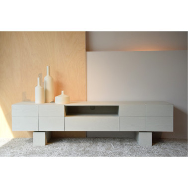 MUEBLE TV ROBLE EN TONO BLANCO ROTO MATE REF. 34H2010WW