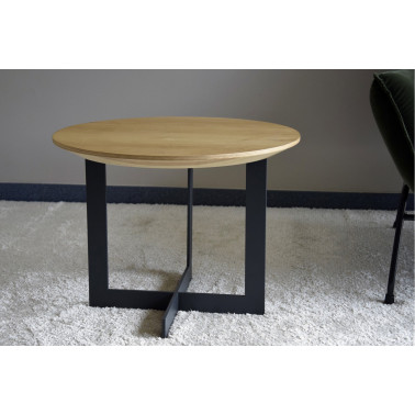 OAK ROUND SIDE TABLE...