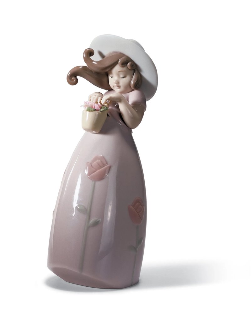 Figura niña Pequeña Rosa