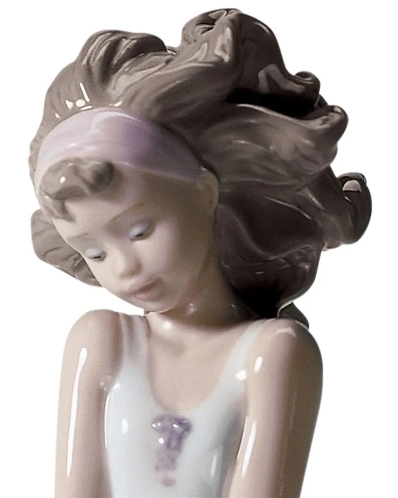 Figura niña Flores silvestres